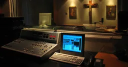 Logo de Λυδία FM 94.2