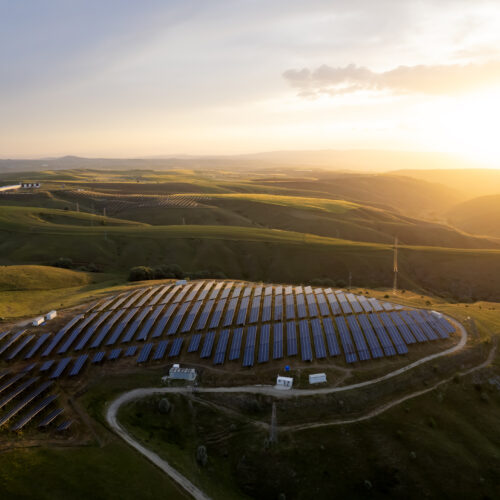 US solar keeps surging, generating more power than hydro in 2025