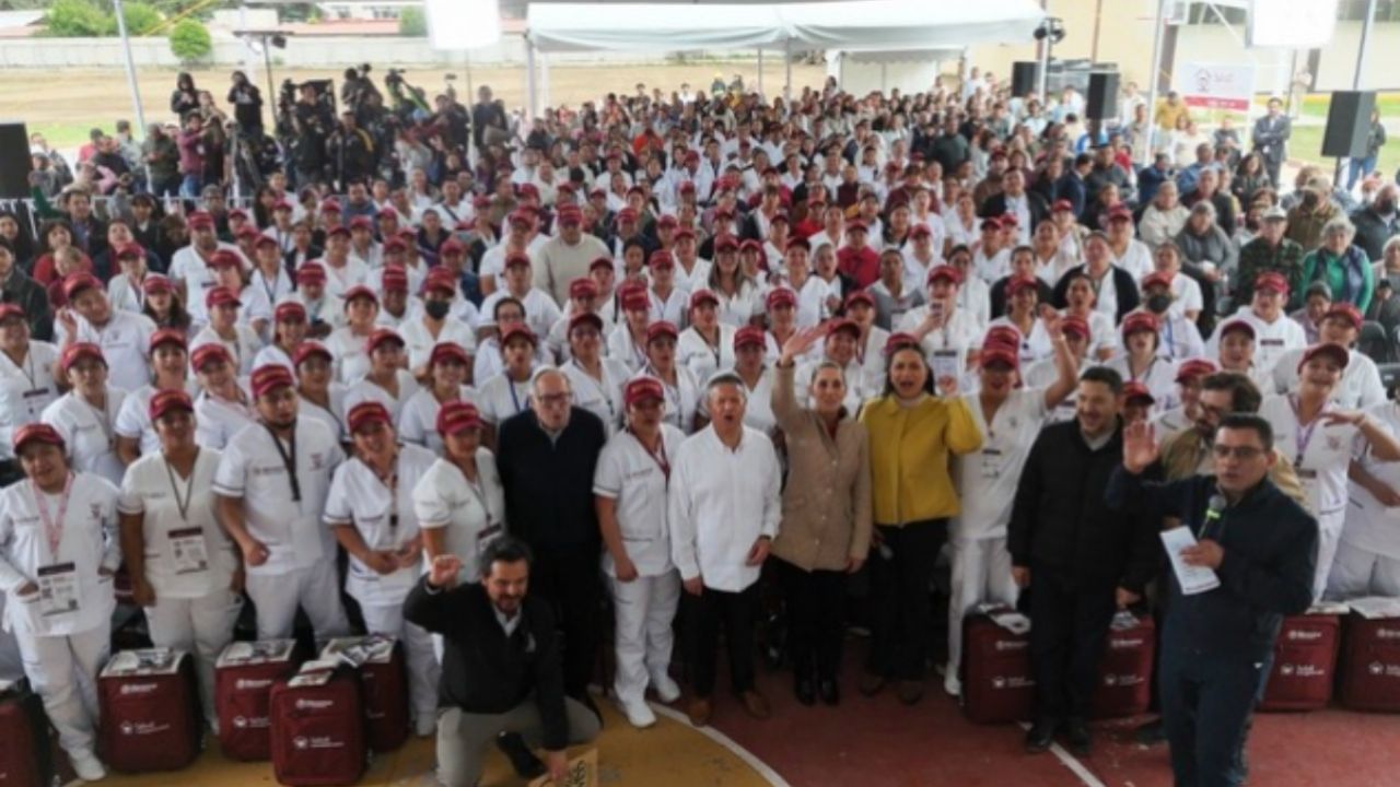 Suscriben Secretaría de Bienestar y el ISSSTE convenio para Salud Casa por Casa; Presidenta de México firma como testigo